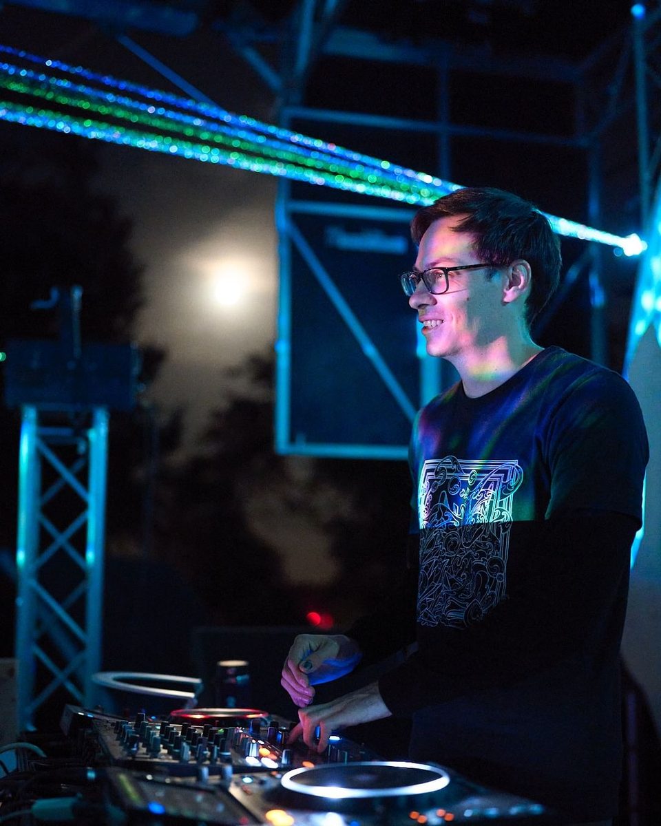 Encounters performing at Astronox