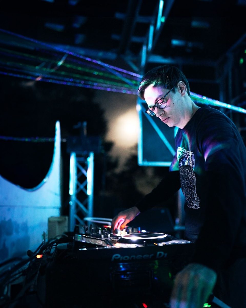 Encounters smiling at Astronox 2025